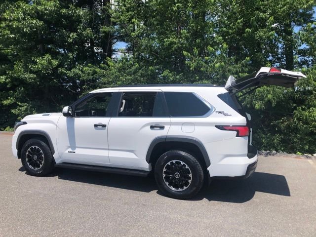 Used 2023 Ice Toyota Limited image 10