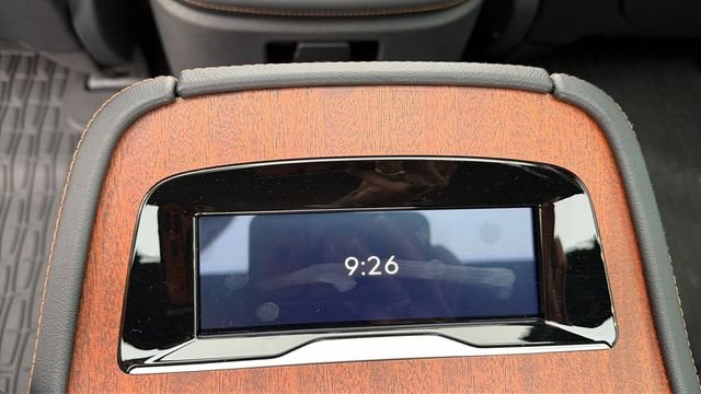Used 2025 White Lincoln Black Label image 23