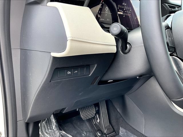New 2026 Rhodium White Metallic Mazda 2.5 S Preferred AWD image 30