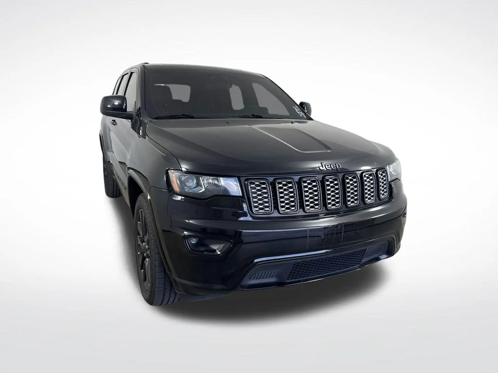 2020 Jeep Grand Cherokee Altitude 4WD's photo