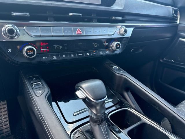 Certified Used 2024 Green Kia SX X-Line image 17