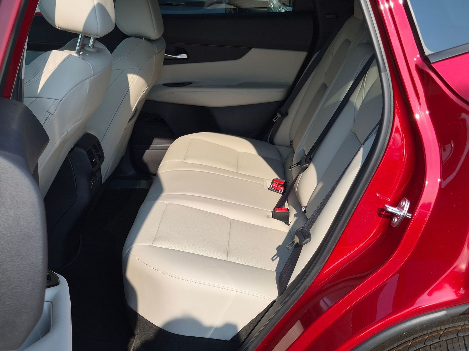 New 2026 Scarlet Ember Tintcoat Nissan SL image 19