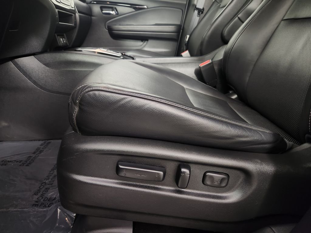 Used 2020 Black Honda RTL-E image 14