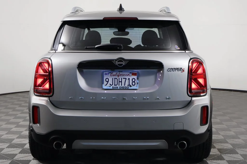 Certified Used 2024 Silver MINI  image 5