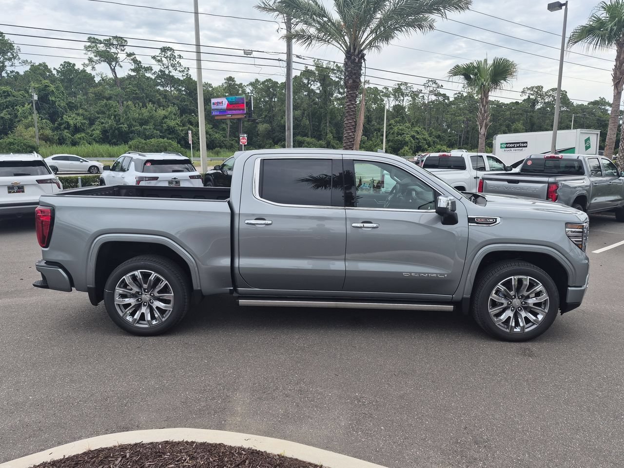 2026 GMC Sierra 1500 Denali - Photo 9