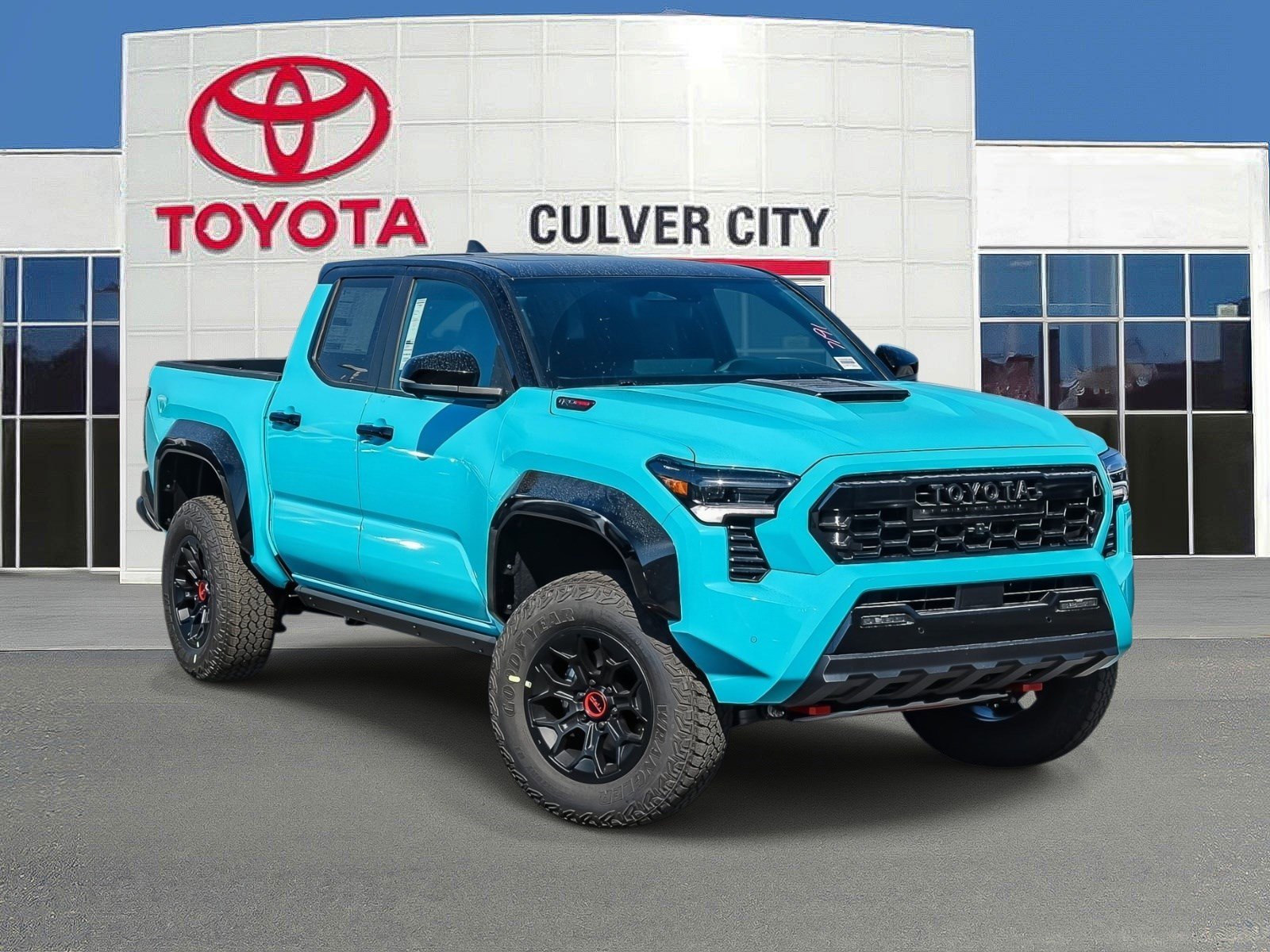 2026 Toyota Tacoma i-FORCE MAX Tacoma TRD Pro