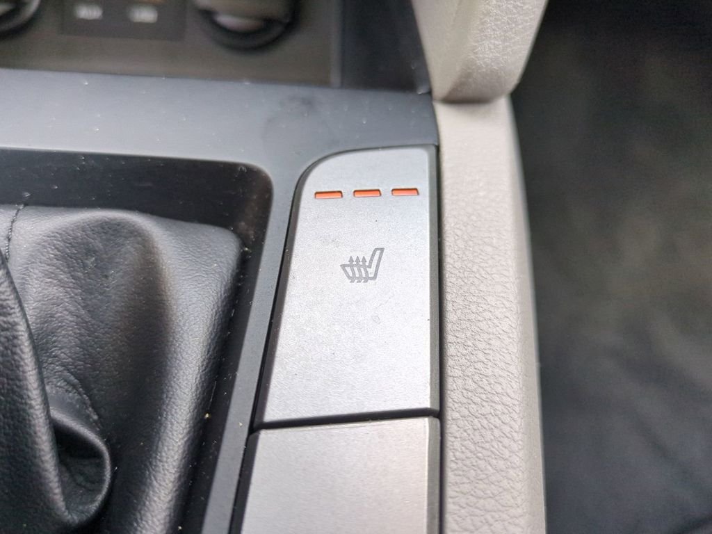2020 Hyundai Elantra Value Edition - Photo 25