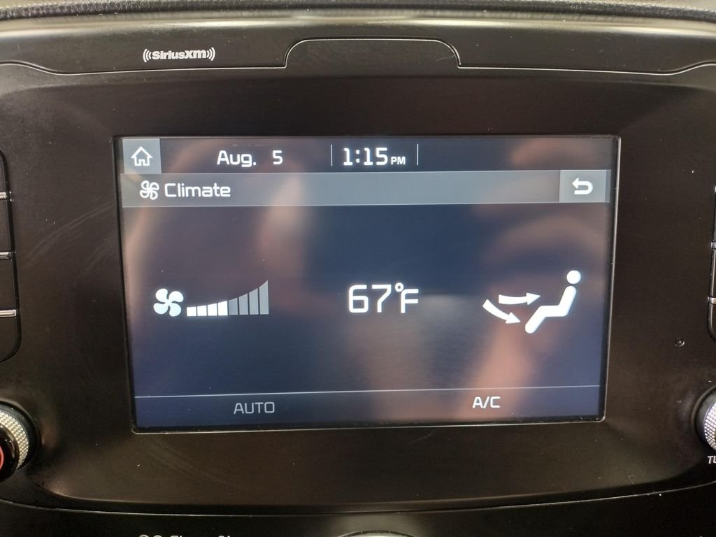 Used 2019 Caribbean Blue Kia Plus image 28