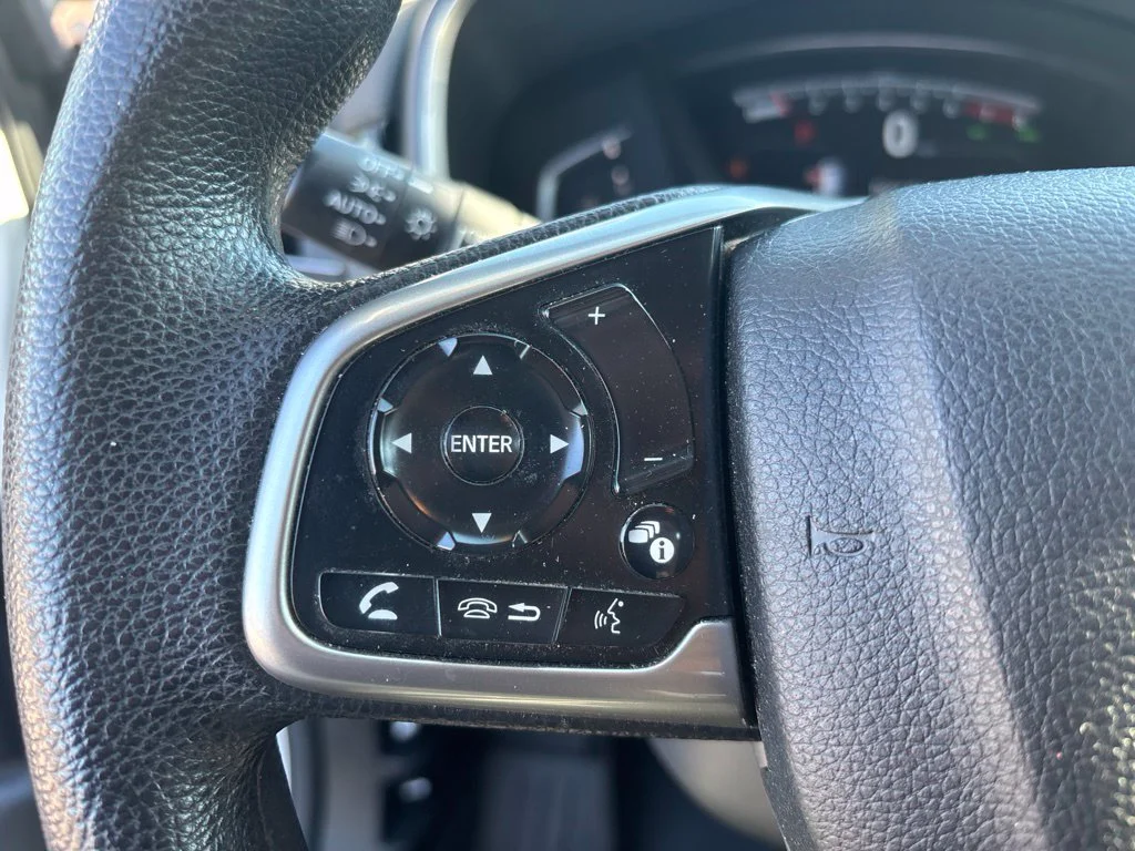 Used 2022 White Honda EX image 19