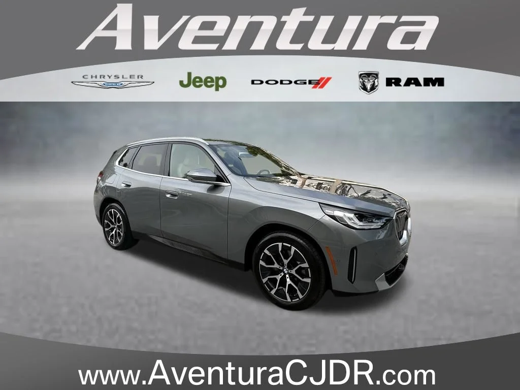 2025 BMW X3 30 XDRIVE's photo