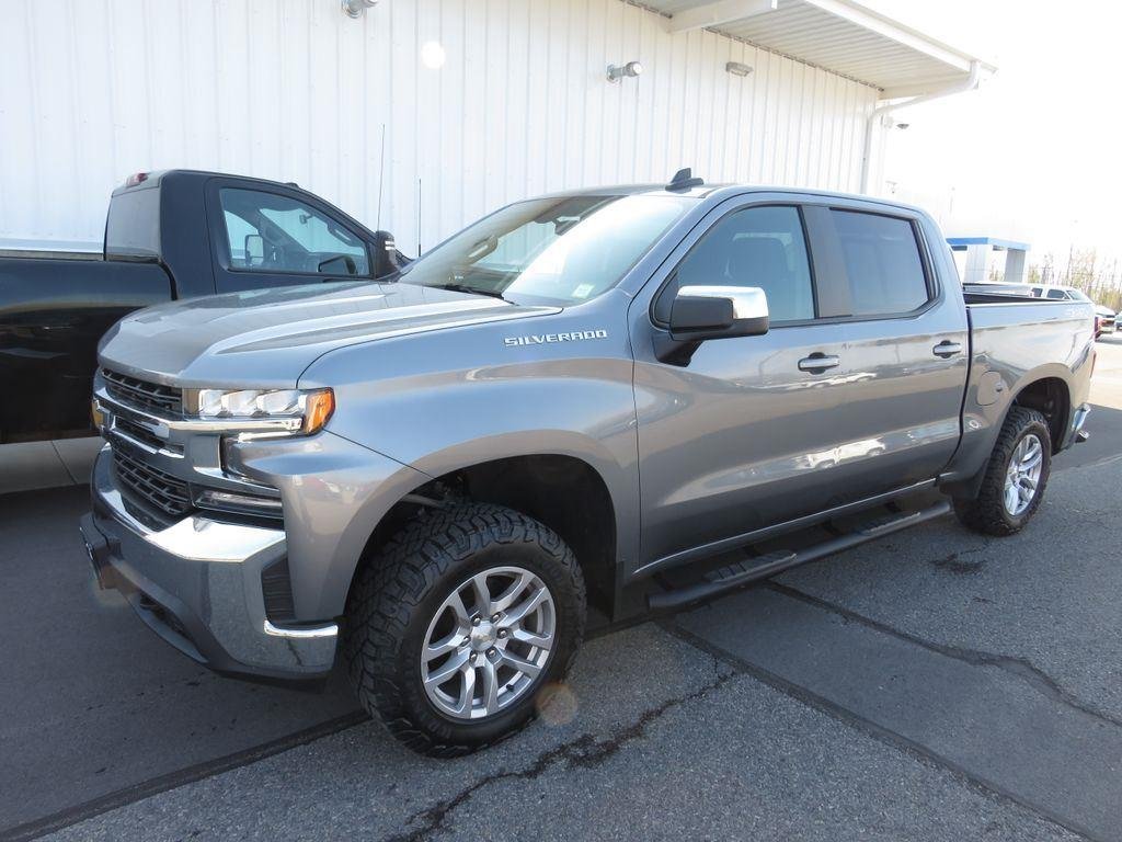 Used 2022 Steel Metallic Chevrolet LT image 11