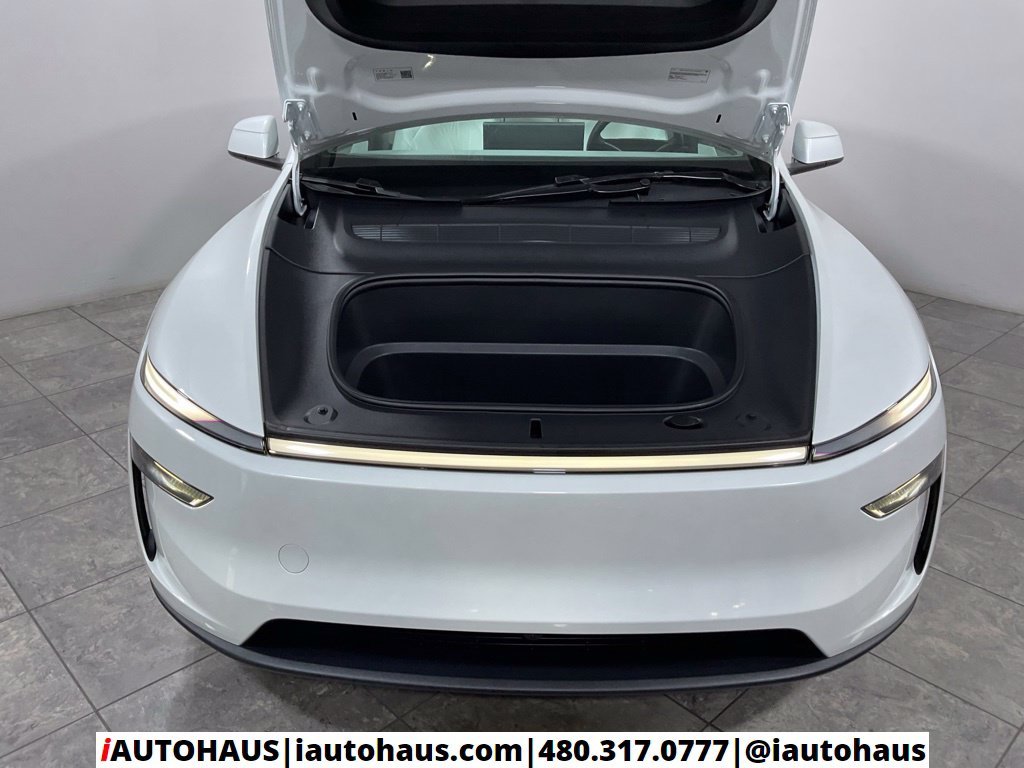 Used 2026 White Tesla Premium image 10