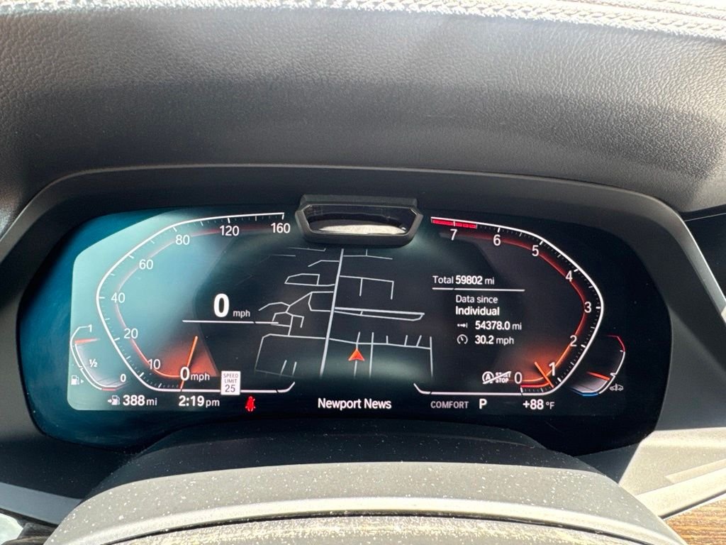 Used 2020 Black BMW xDrive40i image 11