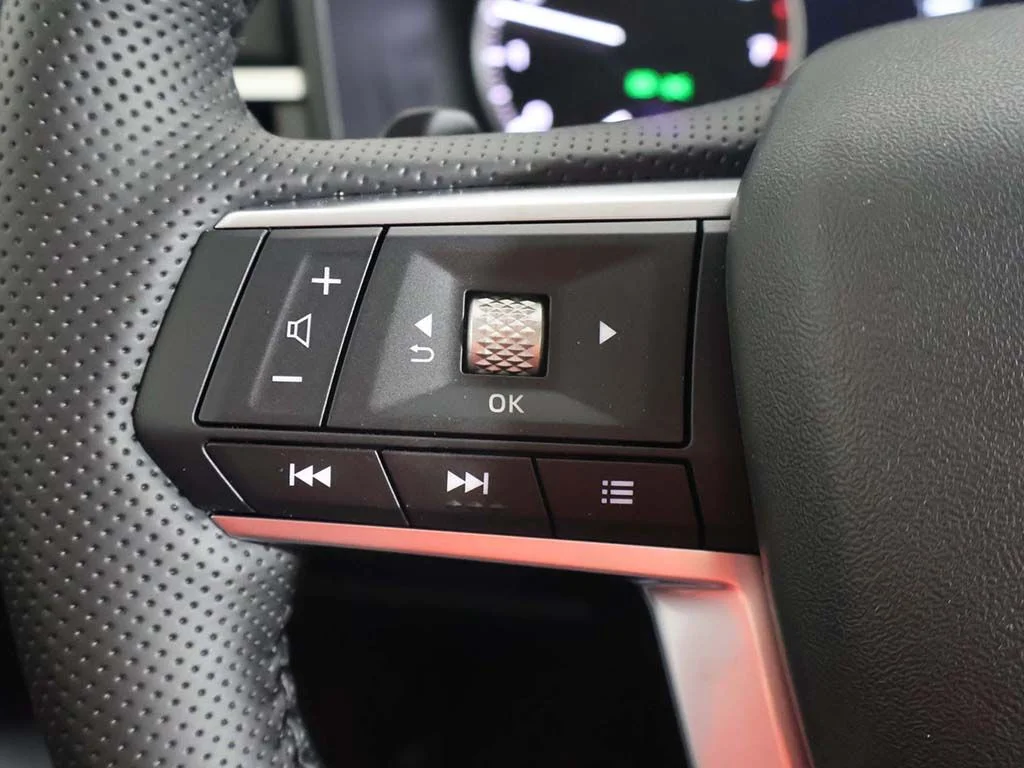 New 2026 Gray Mitsubishi SE 1.5T 2WD image 42
