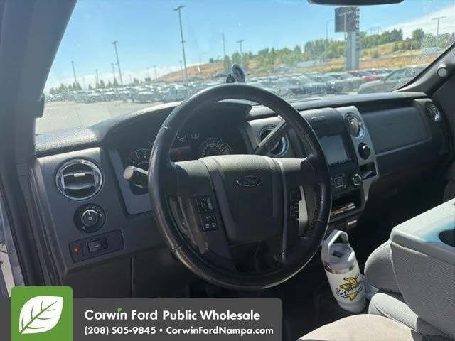 Used 2014 Silver Ford XLT image 13