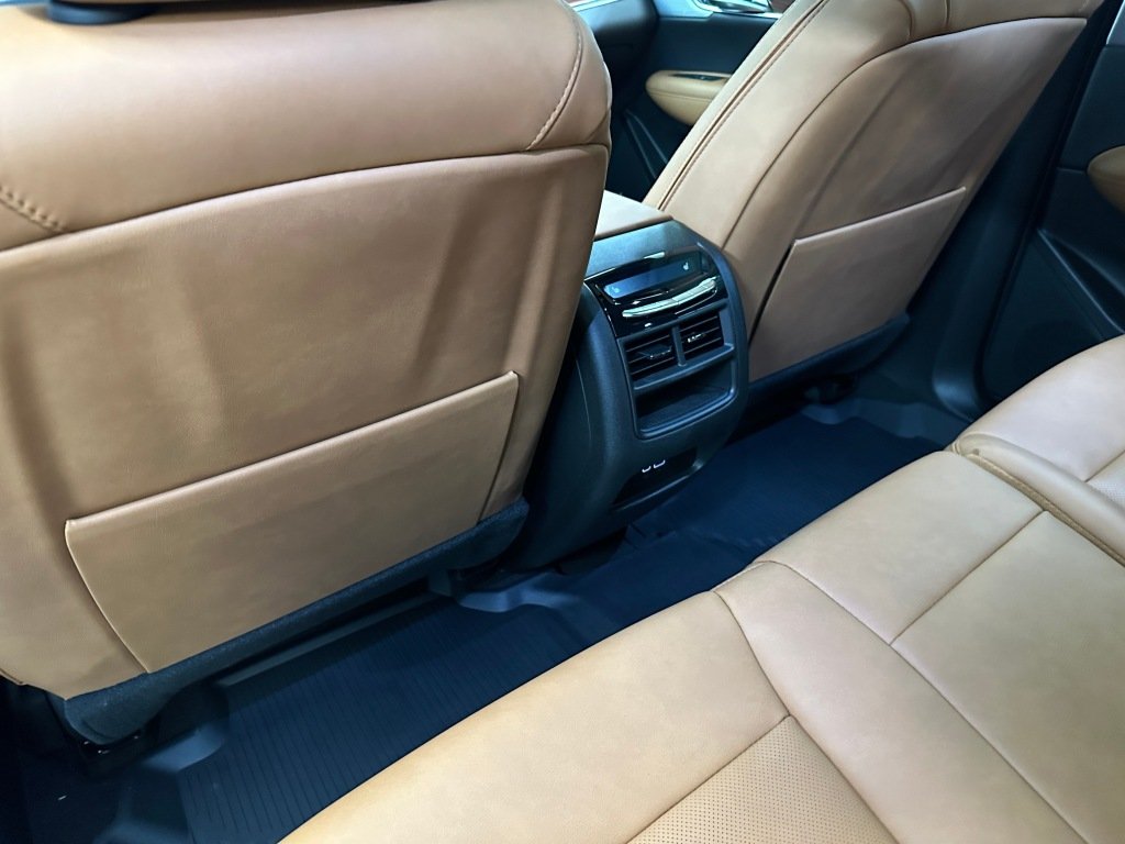 New 2026 Crystal White Tricoat Cadillac FWD Premium Luxury image 22