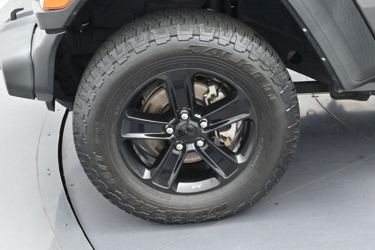 Used 2022 Granite Crystal Metallic Clearcoat Jeep Unlimited Sport Altitude image 34