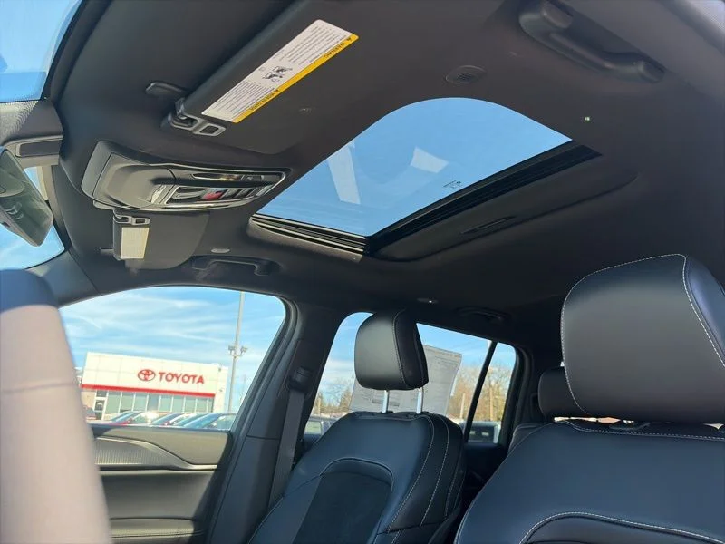 2025 Jeep Grand Cherokee L Altitude - Photo 18