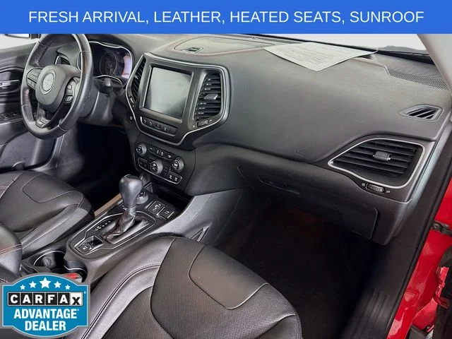Used 2019 Red Jeep Trailhawk image 29
