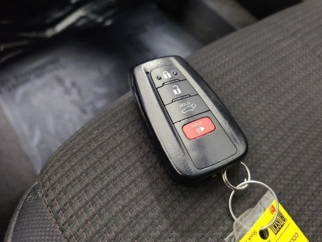 Used 2023 Wind Chill Pearl Toyota LE image 29