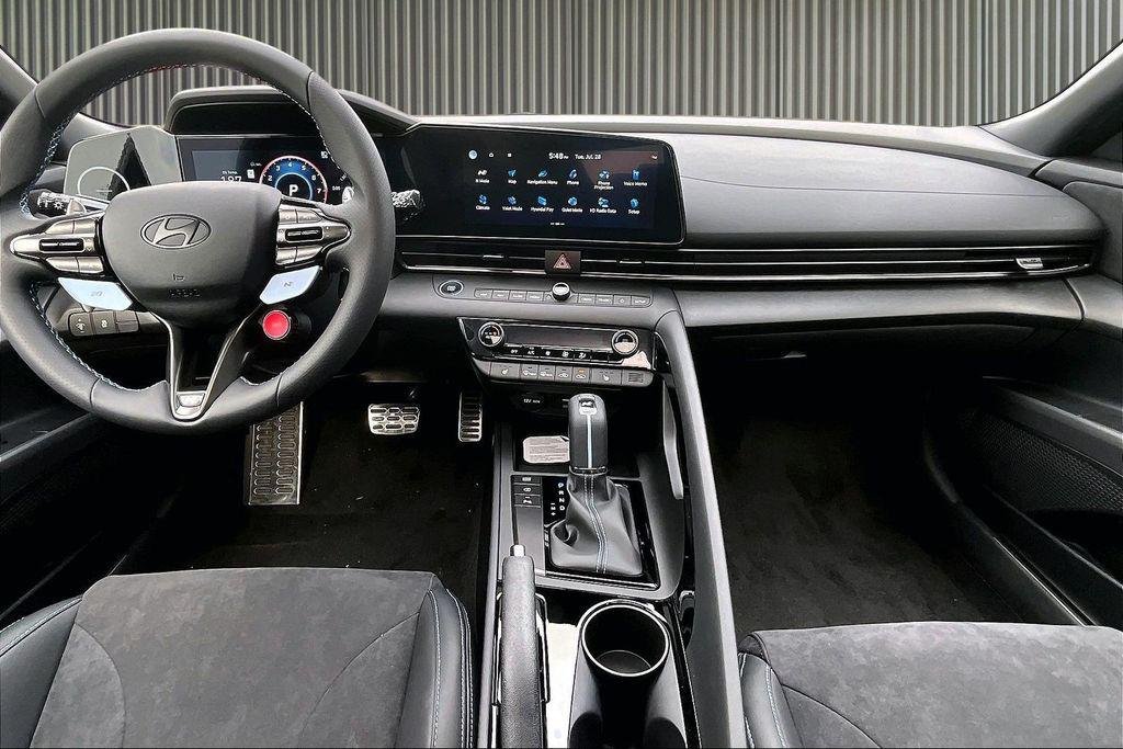 New 2026 Abyss Black Hyundai Base image 6