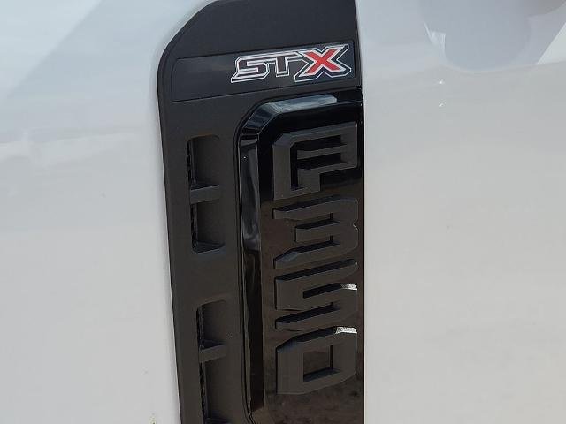 New 2026 Oxford White Ford F-350® XL image 39