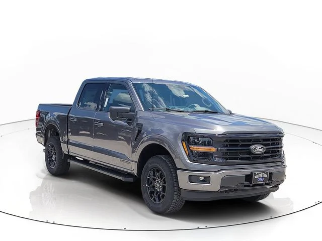 New 2026 Gray Metallic Ford XLT image 3