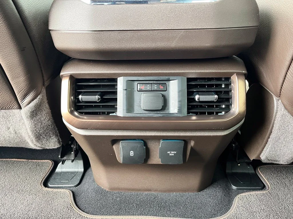 Used 2024 Blue Ford King Ranch image 14