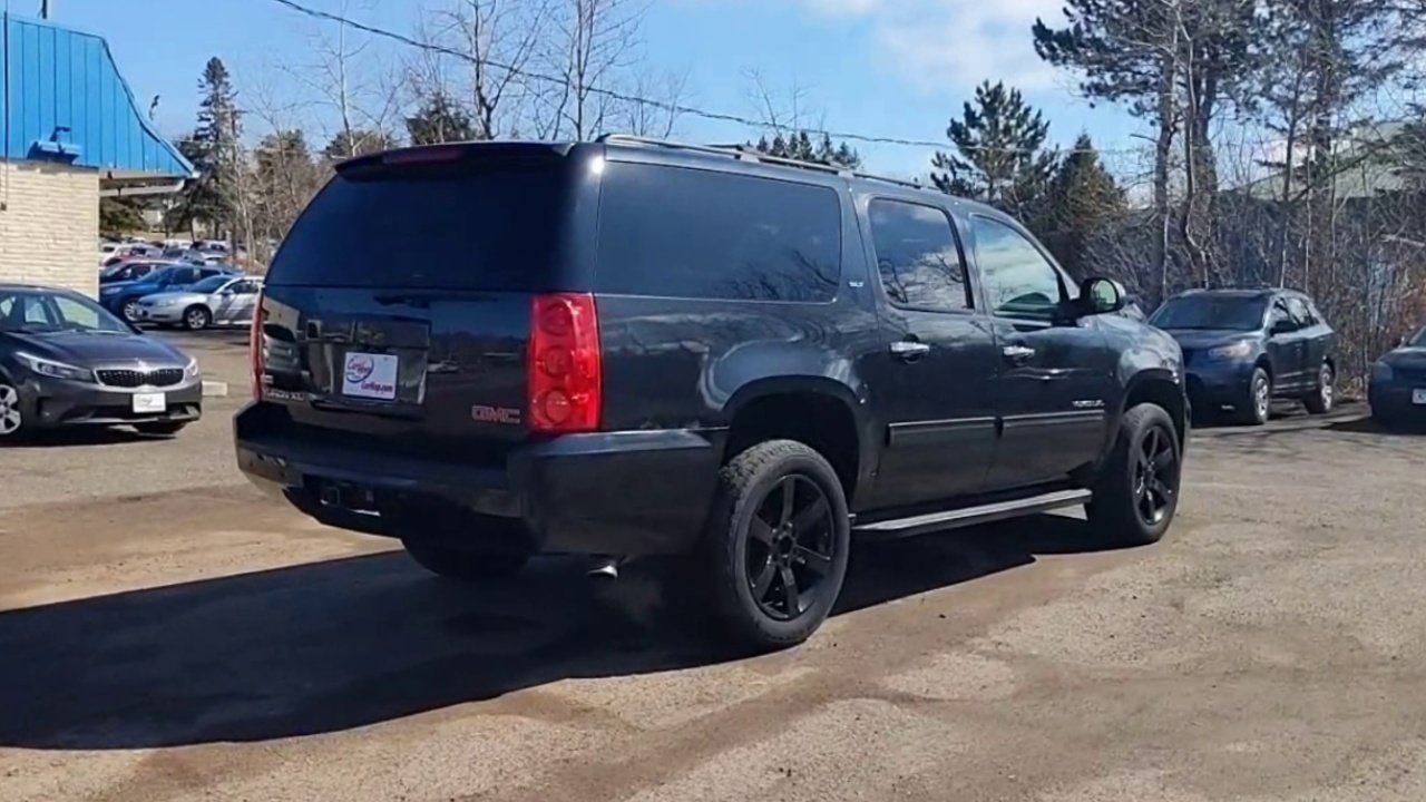 2012 Gmc Yukon XL SLT photo 2