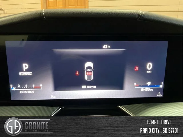 New 2025 Two-tone Boulder Gray Pearl / Super Black Nissan SL image 17