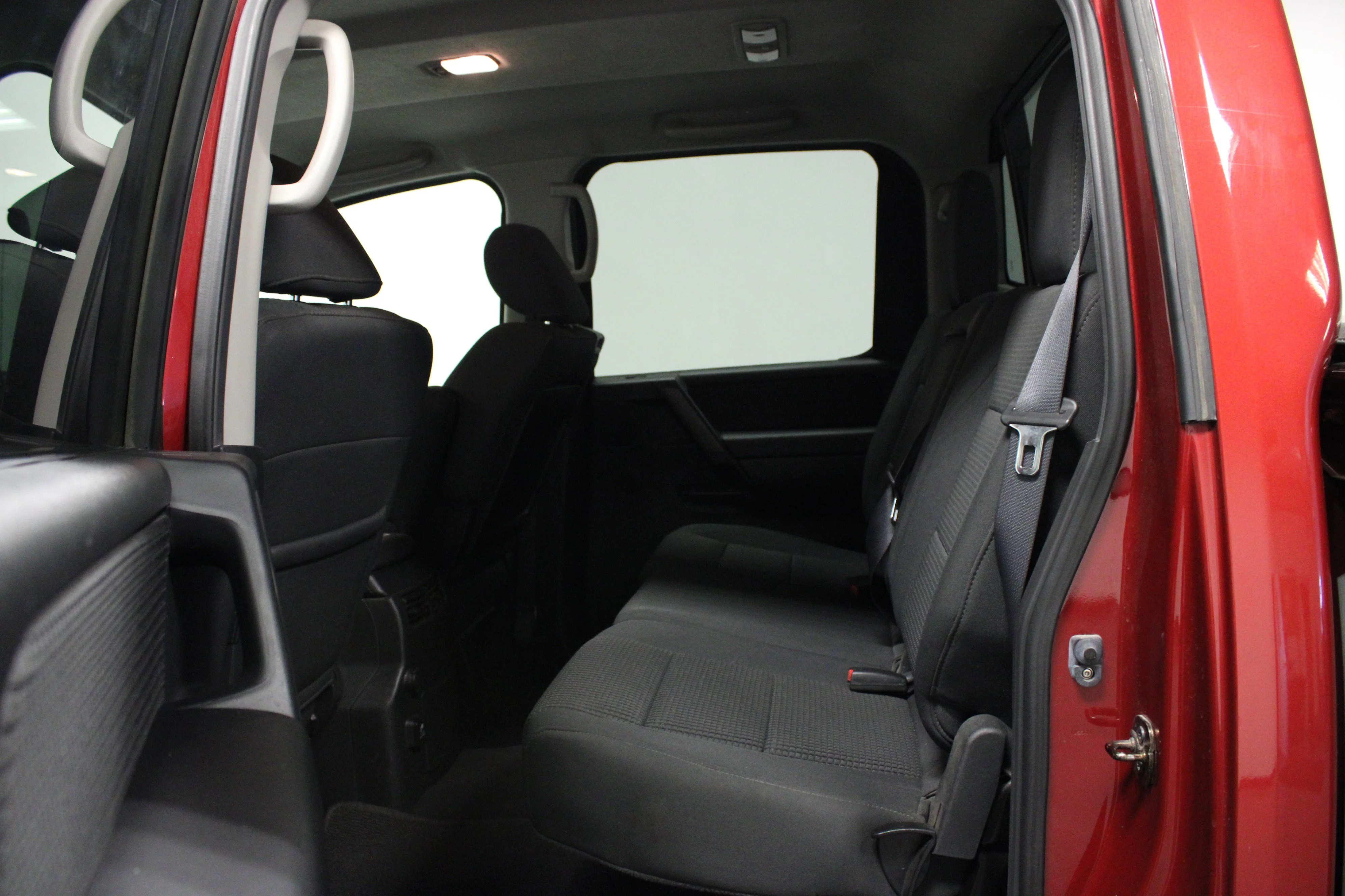 Used 2013 Cayenne Red Metallic Nissan SV image 13