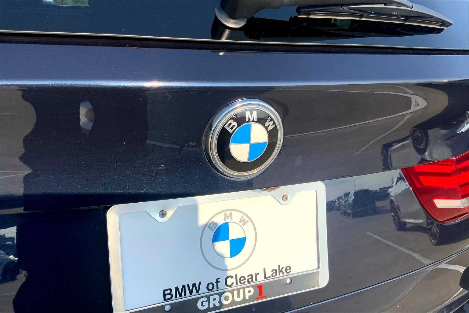 Used 2016 Imperial Blue Metallic BMW sDrive35i image 30
