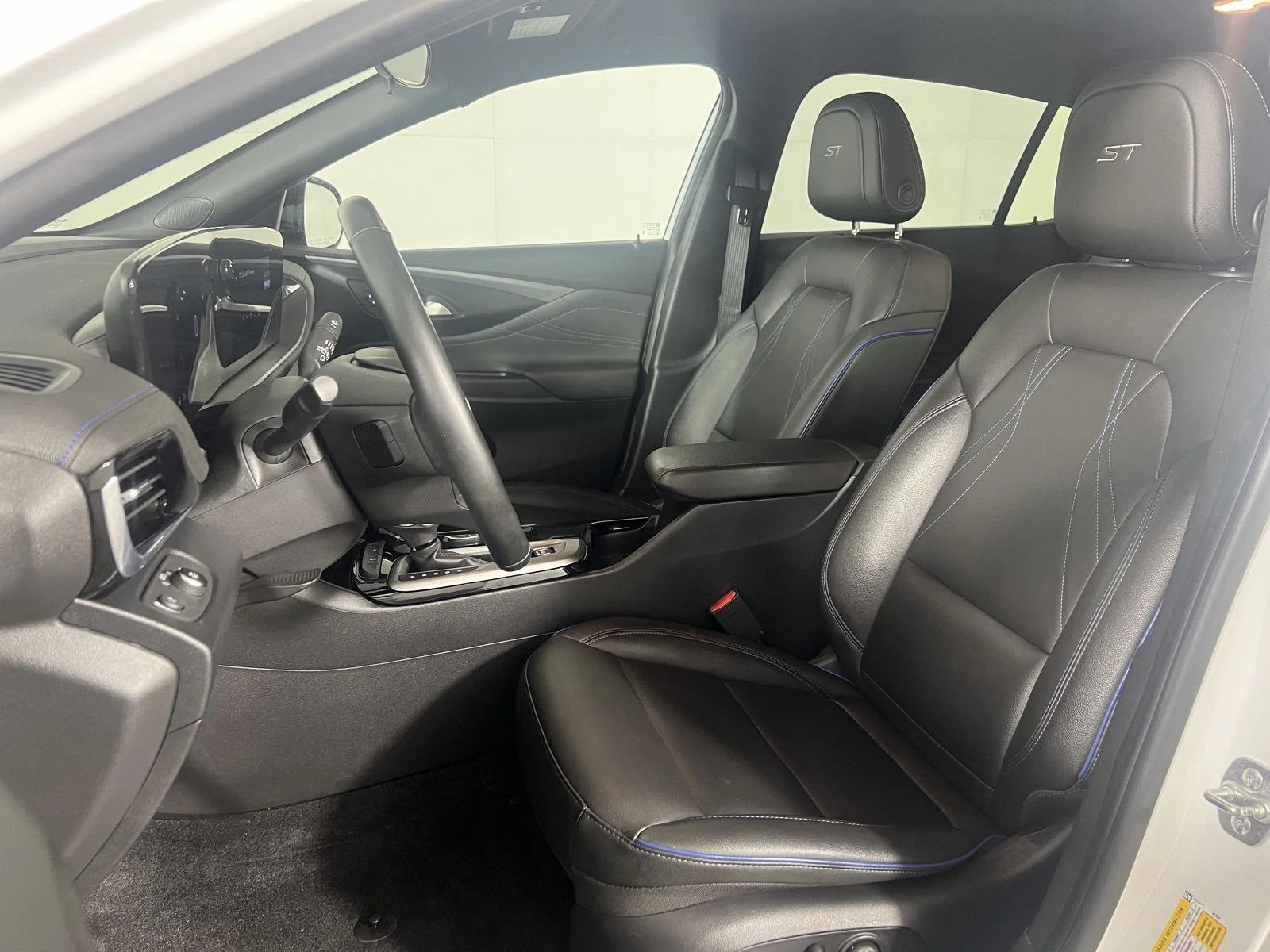 Used 2024 Summit White Buick Sport Touring image 14