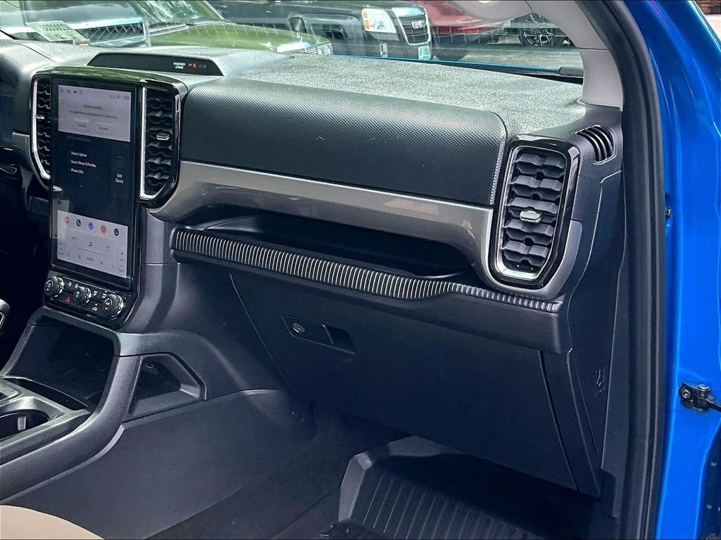 Used 2024 Blue Ford XLT image 13