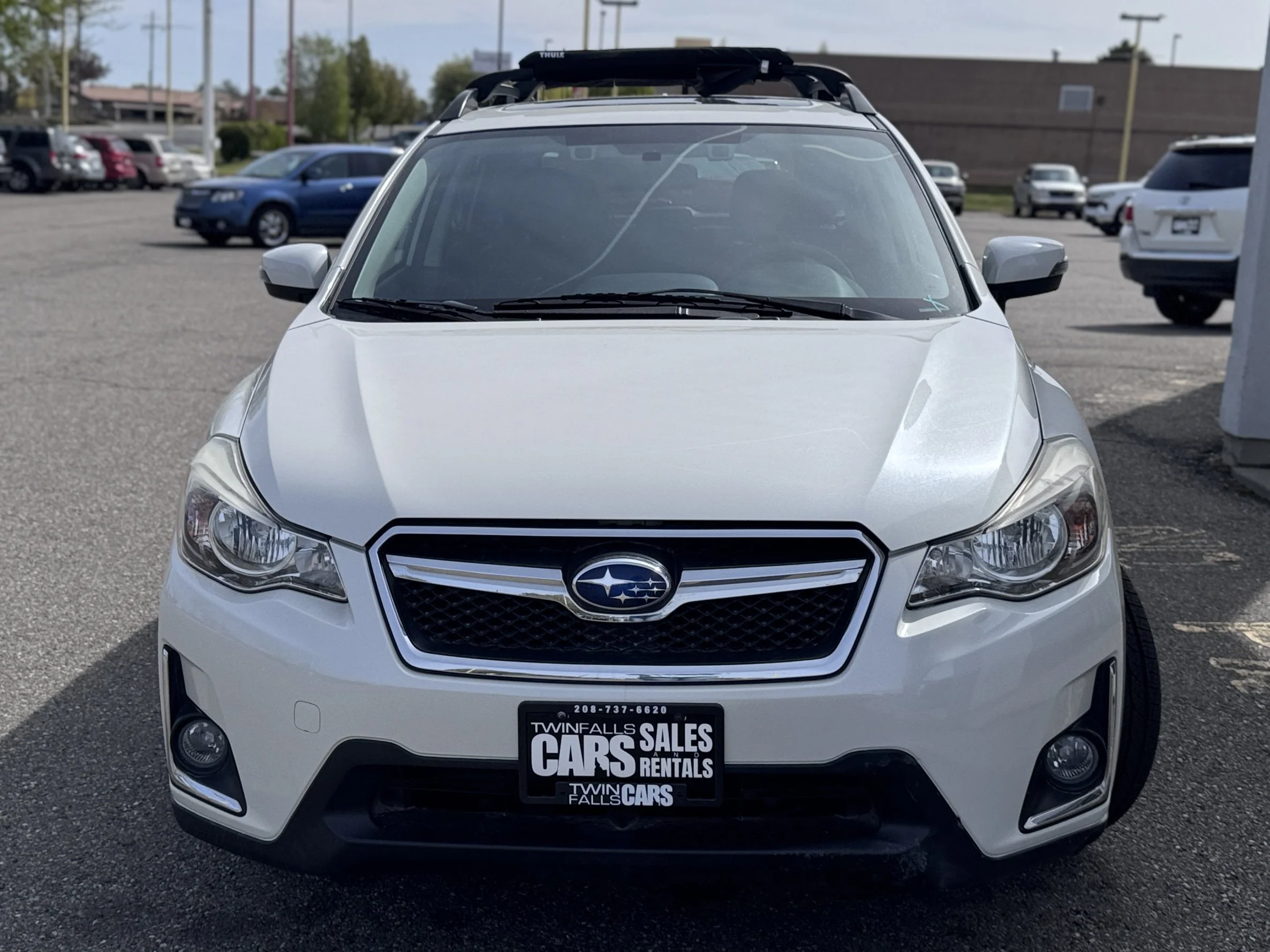 Used 2017 Crystal White Pearl Subaru Limited image 3