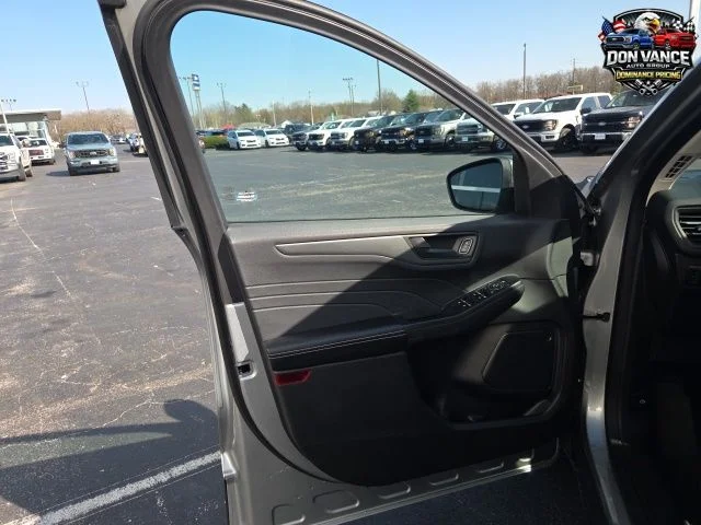 Certified Used 2023 Gray Ford Active image 24
