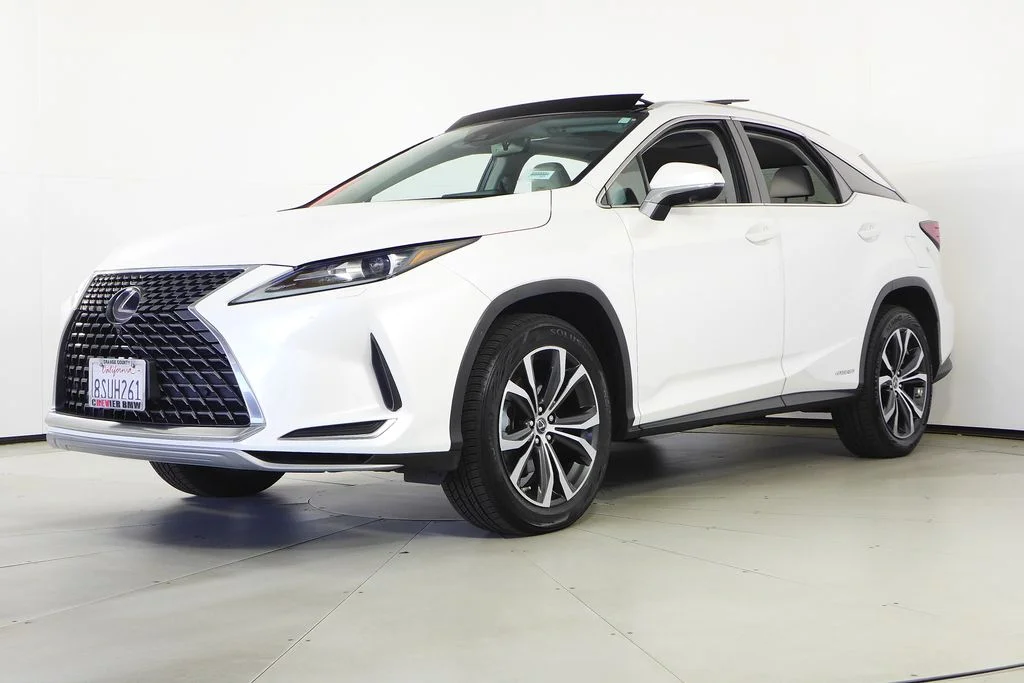 Used 2020 White Lexus 450h image 2