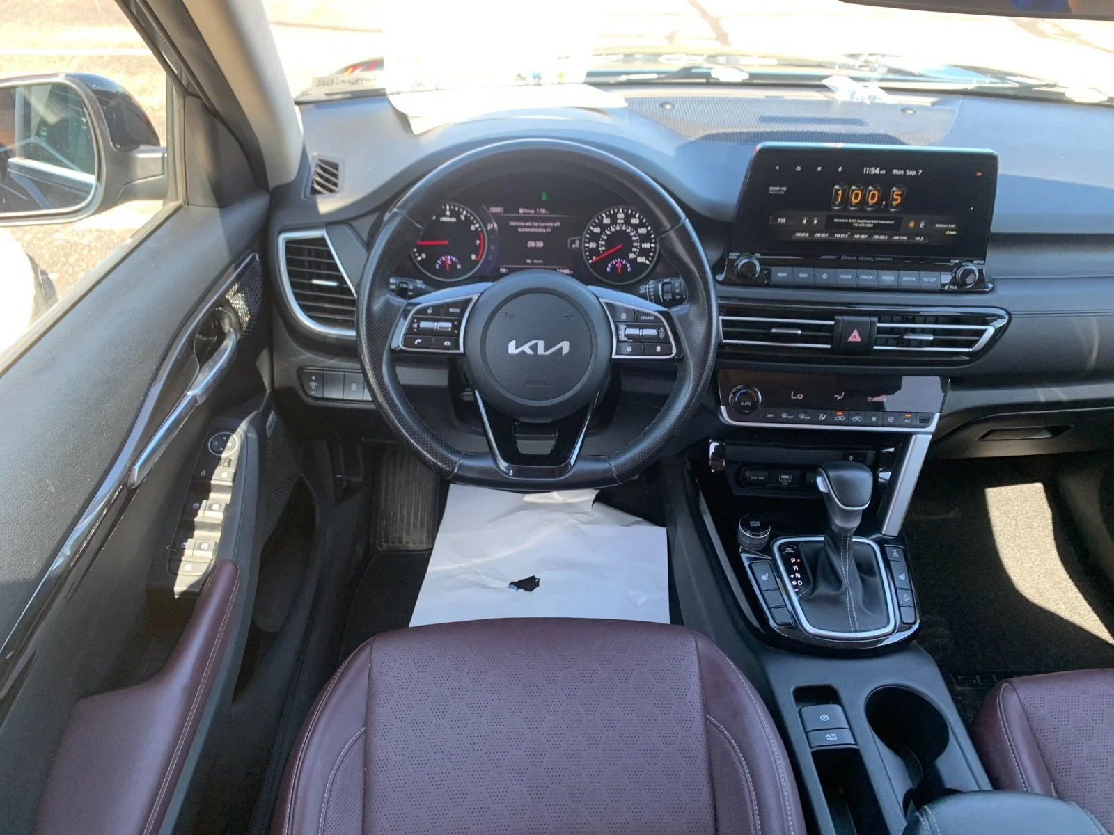 Used 2023 Black Kia SX Turbo image 16