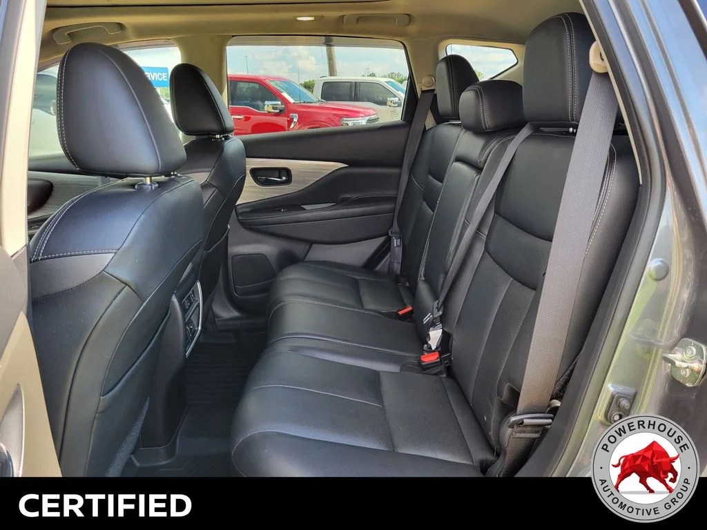 Used 2018 Gray Nissan Platinum image 17