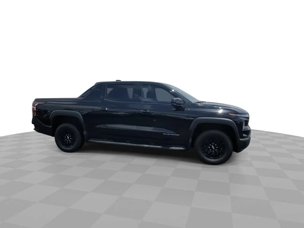 New 2026 Black Chevrolet LT - Standard Range image 9