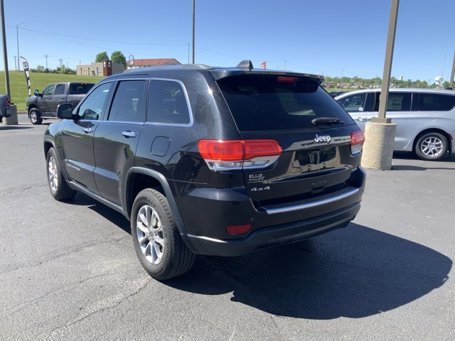 Used 2015 Brilliant Black Crystal Pearlcoat Jeep Limited image 3