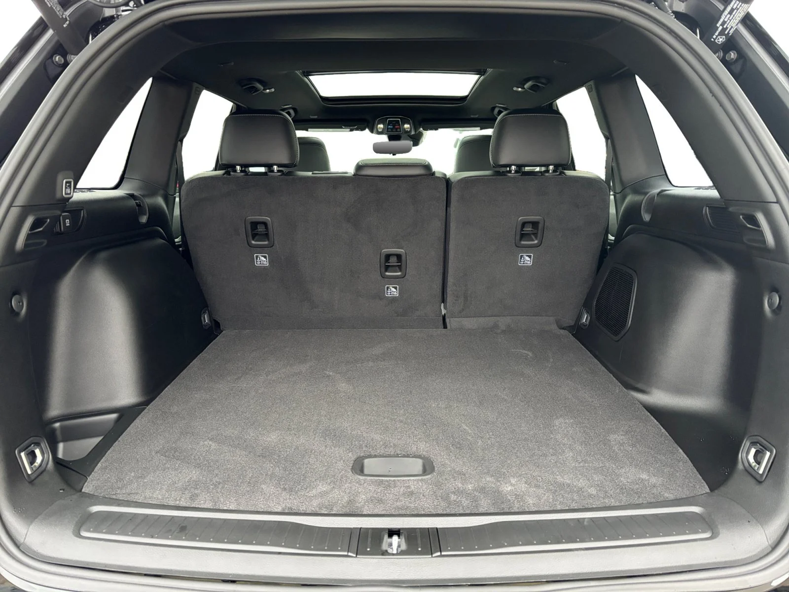 New 2027 HIGH GLOSS BLACK Jeep Limited image 19