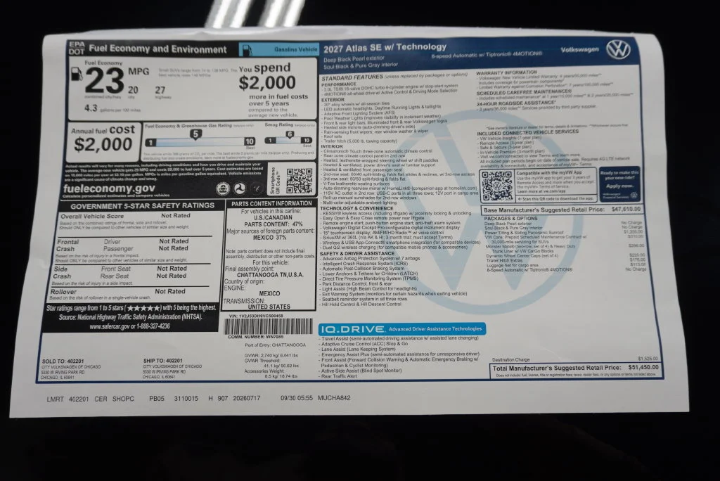 New 2027 Deep Black Volkswagen SE w/Technology image 38