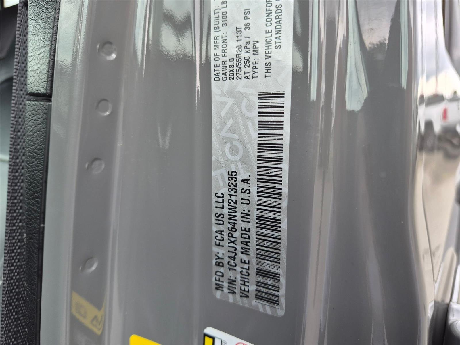 Used 2022 Sting-Gray Clearcoat Jeep Unlimited Sahara image 34