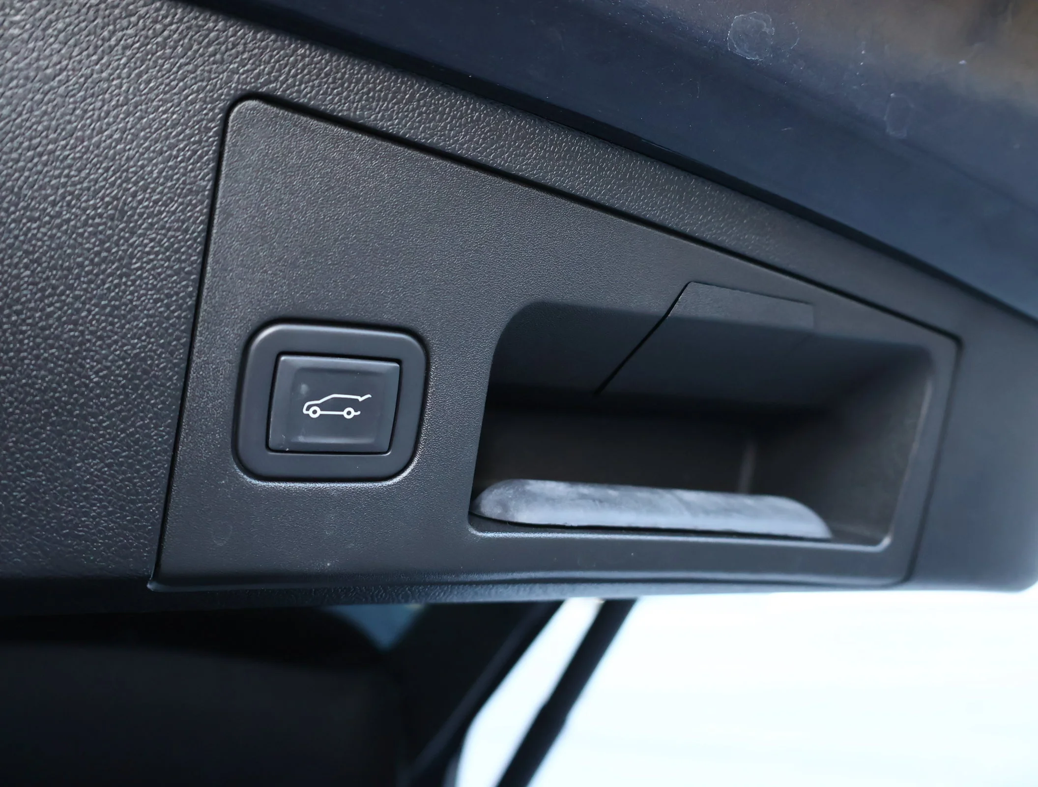 Used 2023 GALACTIC GREY METALLIC Cadillac FWD Sport image 25