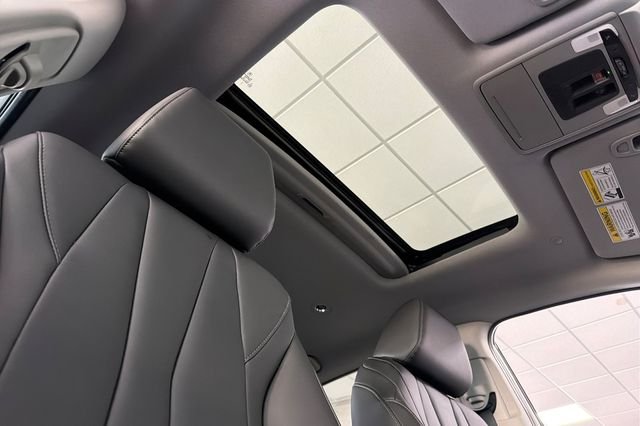 New 2026 Platinum White Pearl Acura Base image 14