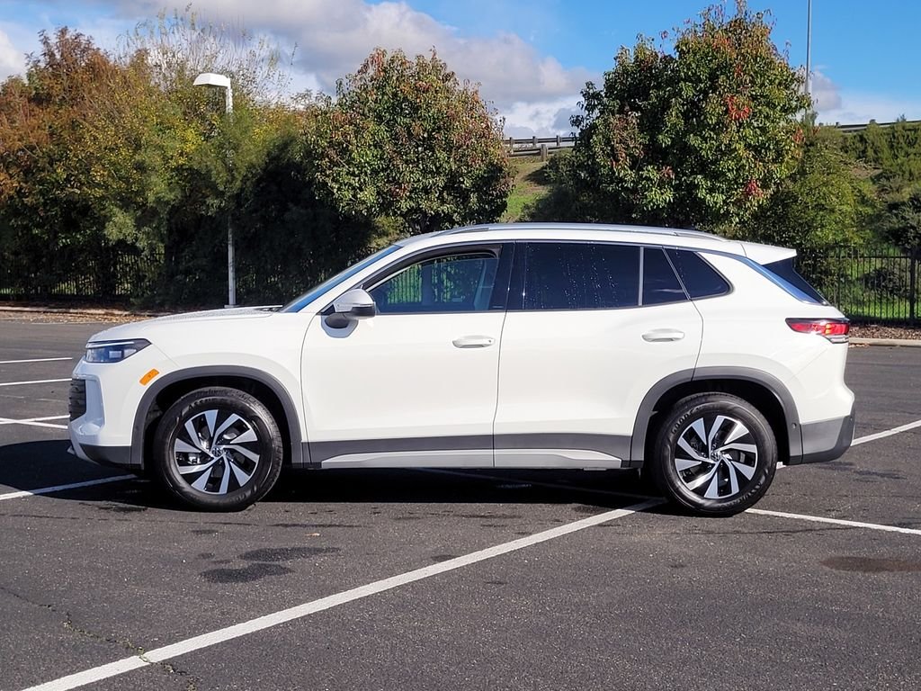 New 2026 White/off-white Volkswagen S image 8