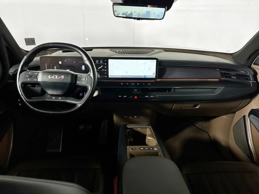 Used 2024 Blue Kia GT-Line image 12