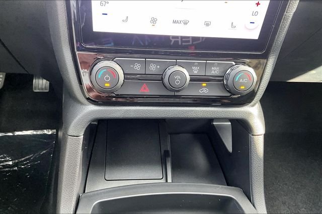 New 2026 Marsh Gray Ford XLT image 26