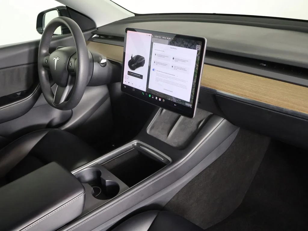 Used 2021 Black Tesla Long Range image 36